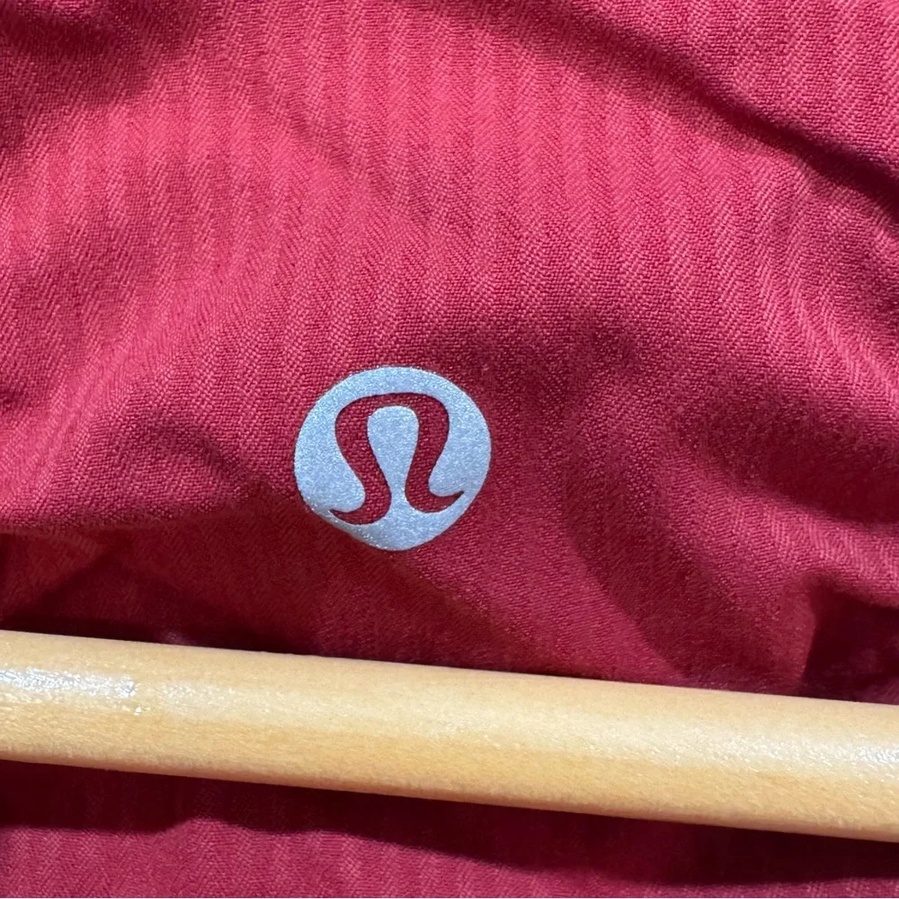 Lululemon Dance Studio Jacket Rib Sleeve Reversible Dark Sport Red Zip Up Size 4